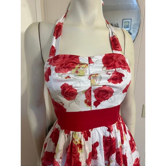 Hearts & Roses London Bianca Halter Dress red rose print rockabilly 6 - Picture 5 of 11